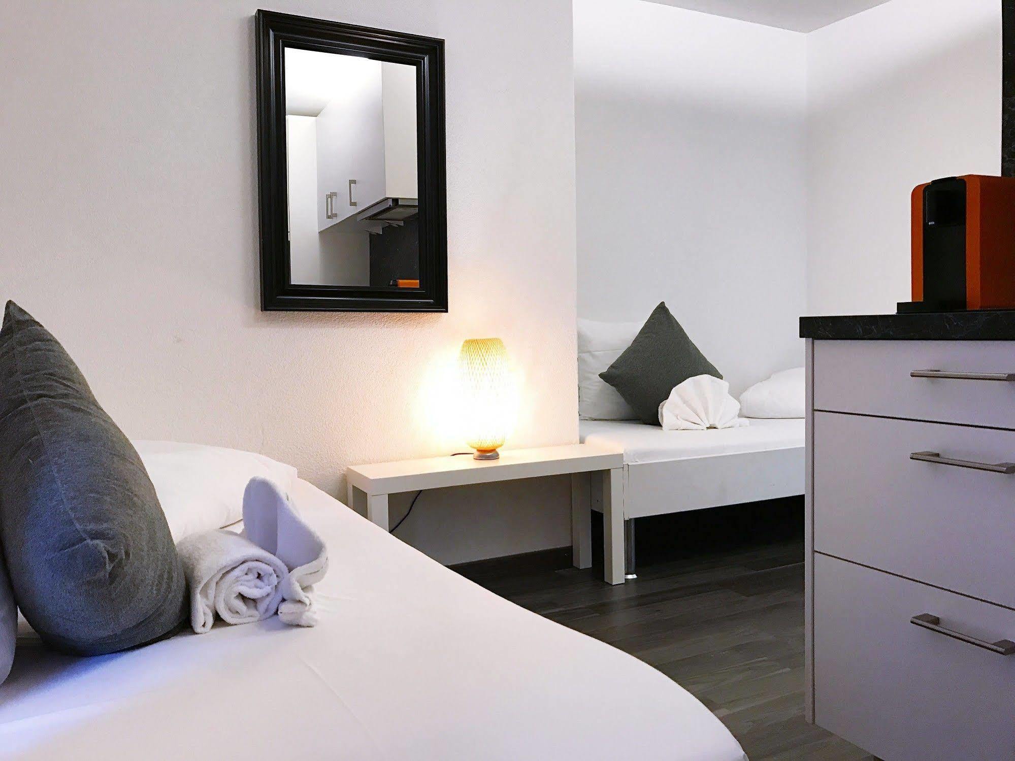 Inside Five Apart otel Zürih Dış mekan fotoğraf
